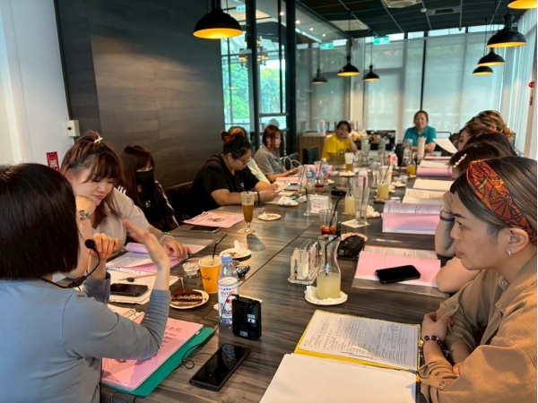 LINE_ALBUM_2025.9月 店員會議_261007_4