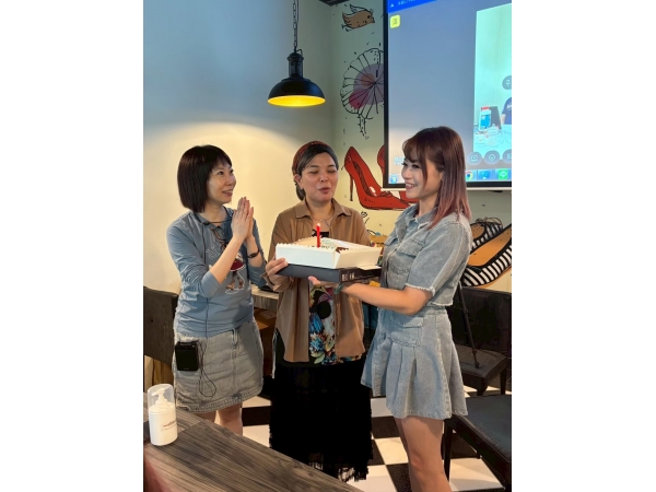 LINE_ALBUM_2025.9月 店員會議_261007_6